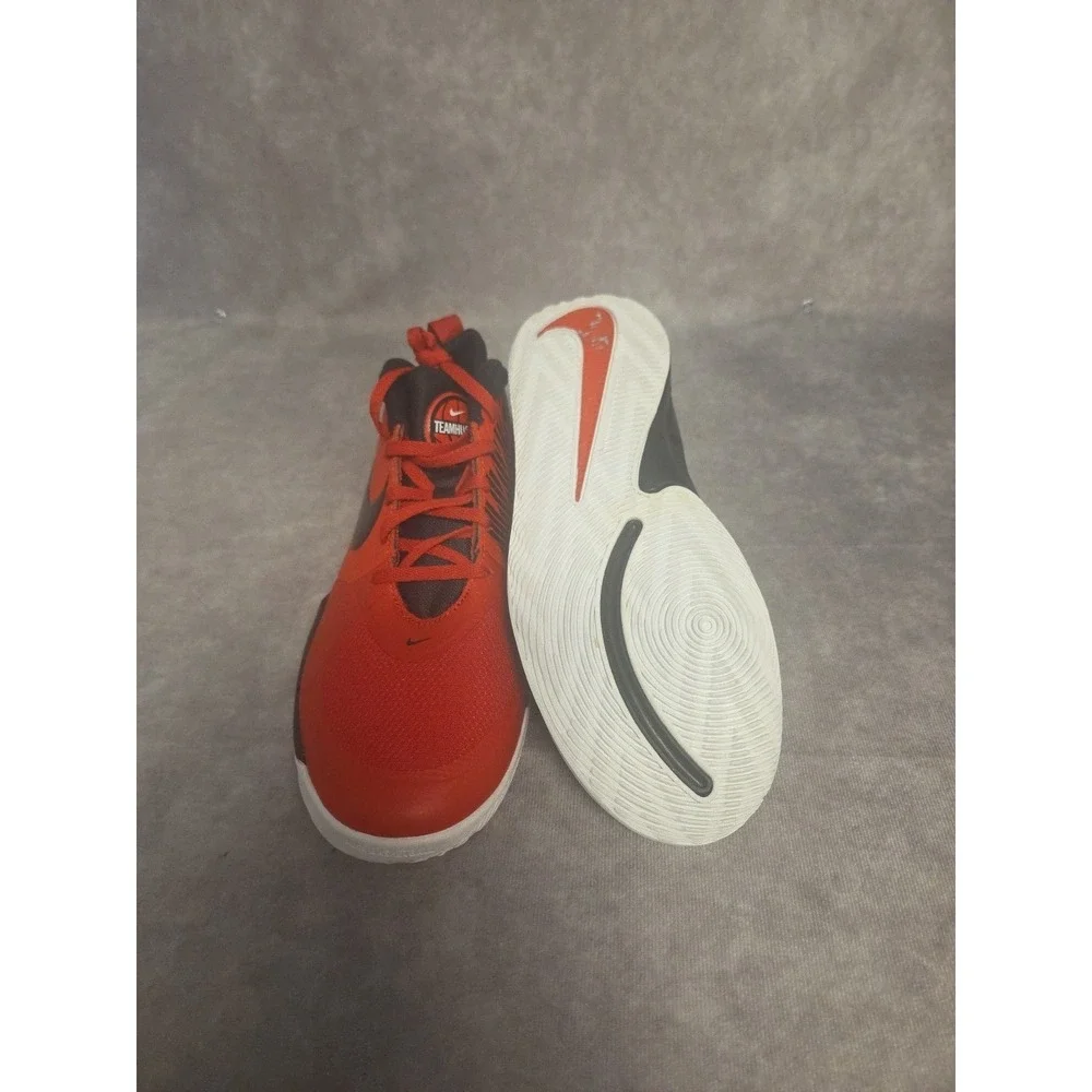 Nike Team Hustle Youth Boys Size 6 Black/Red AQ4224-600 Basketball Sneakers